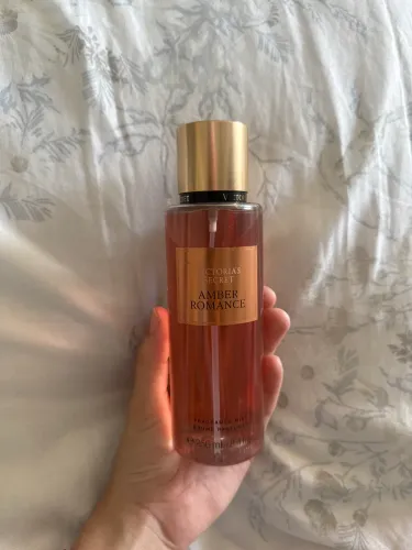 Perfume Victoria secret nunca usado
