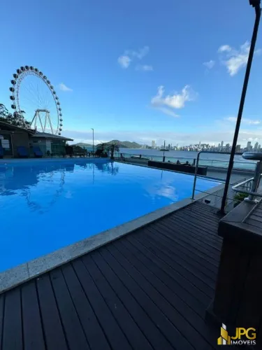 Apartamento com 1 dormitório para alugar, 30 m² por R$ 4.100/mês - Frente Mar - Balneário