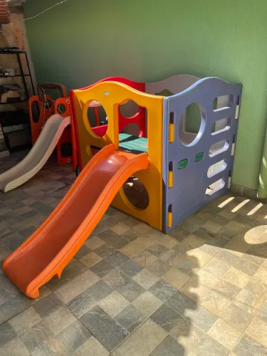 Playground Xalingo com Escorregador