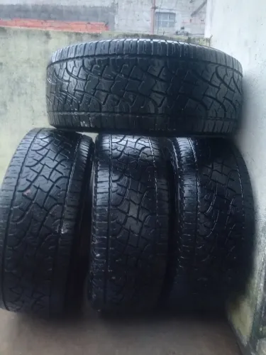 Pneus 235/60/16    R$1.200