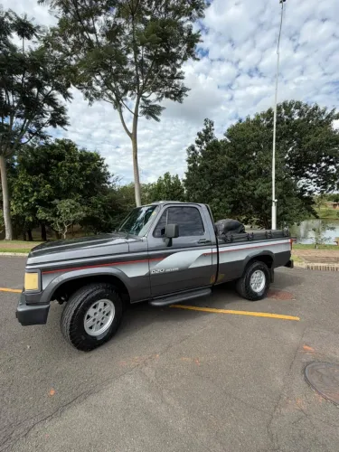 Chevrolet D-20 S / Luxe 3.9/4.0 Diesel 1996