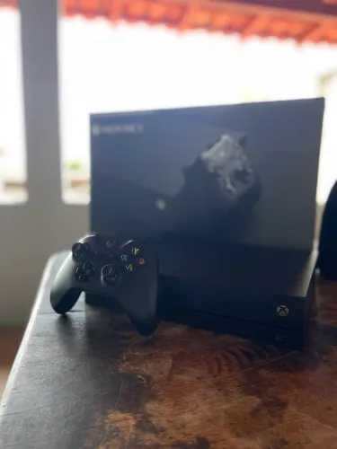 Xbox One X -1t memória interna