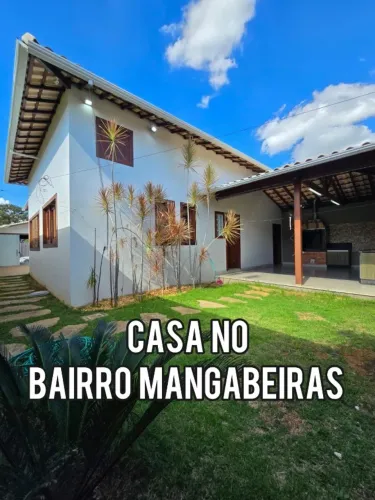 Vendo ótima casa com área gourmet no bairro Mangabeiras, em Sete Lagoas-Mg. 