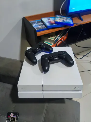 Ps4 completo, edição limitada.
