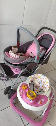 Kit Carrinho, bebê conforto e andaja