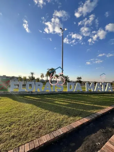 Terreno à Venda no Condomínio Florais da Mata Várzea Grande/MT