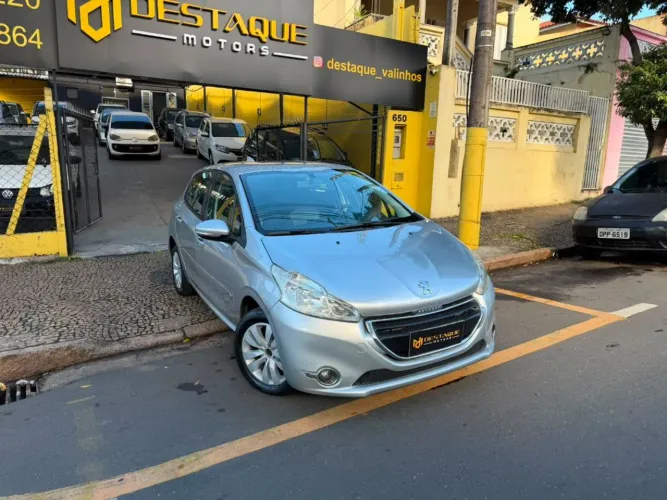 Peugeot 208 Active/active Pack 1.5 Flex 8V 5P 2014