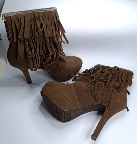 Bota Vizzano Camurça 37