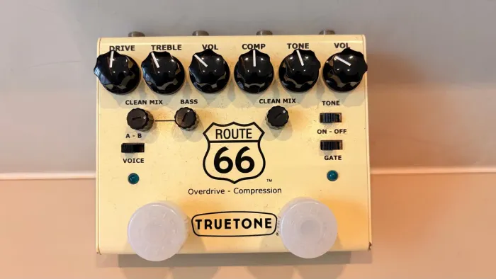 Pedal overdrive+compressor Truetone Route66