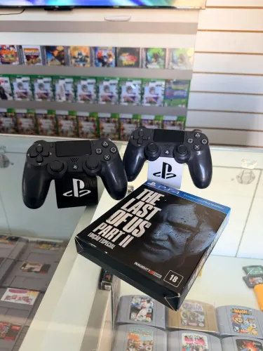 CONTROLES + BOX THE LAST OF US