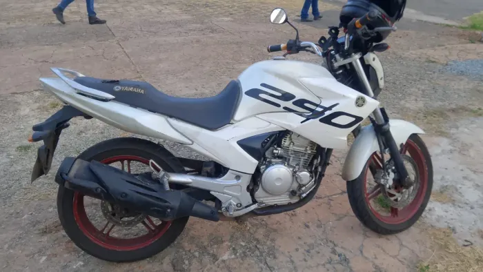 Vendo Fazer 250 2014