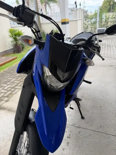 XTZ lander 250 impecável