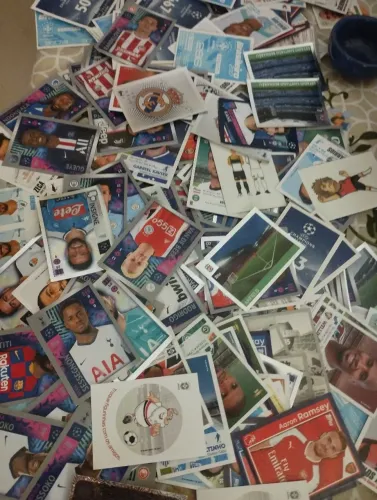Figurinhas de futebol Champions league 2019 e brasileirão 2017