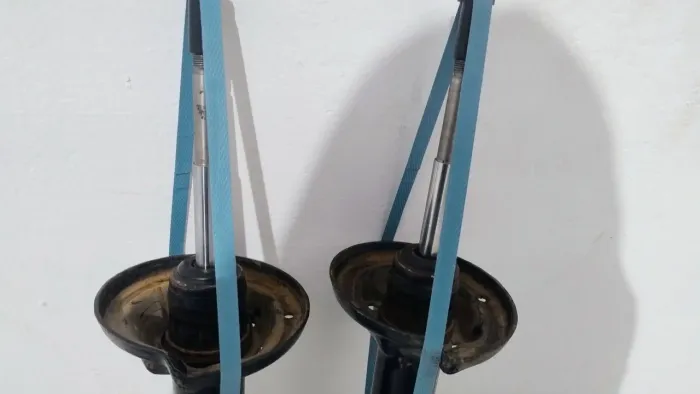 Par de amortecedores linha VW ( Gol, Voyage) G5 , G6, G7 e G8