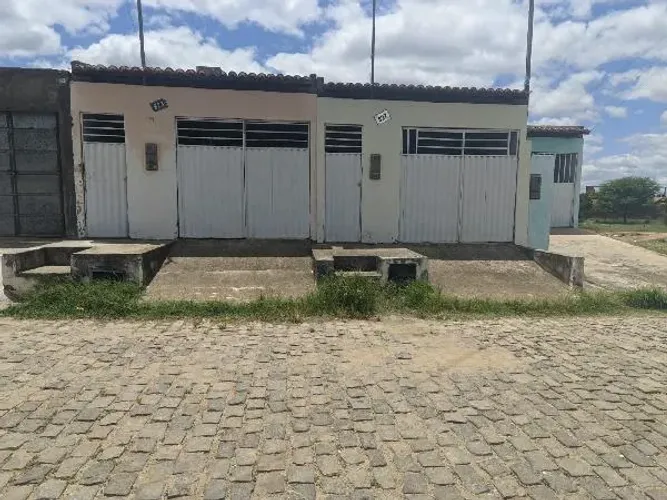 Chance única Casa no Ceramica, Iacu - BA, Nº 823, 2 quartos, 1 vaga, 96m² | Venda Online