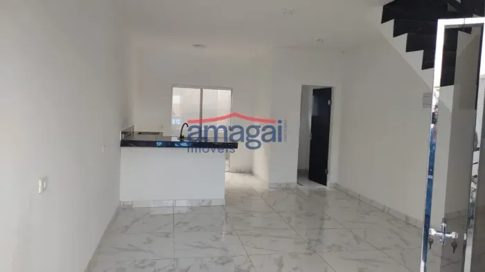 Casa em condomínio no Centro de Jacareí para alugar
