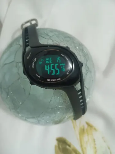 Relógio digital NIKE TRIAX WKOO6 !