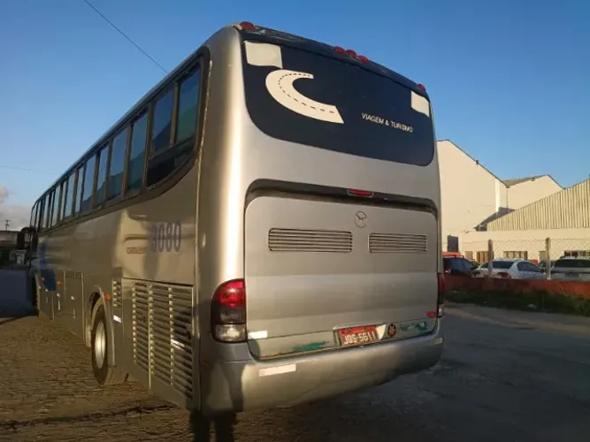 Vendo ônibus