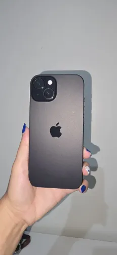 iPhone 15 - 128GB usado