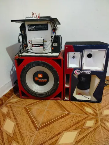 Som automotivo