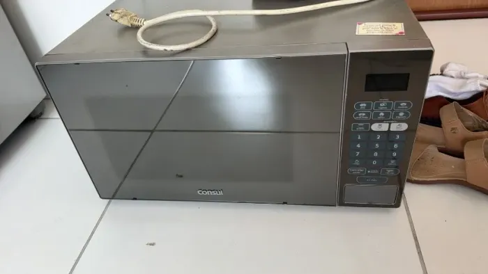 Micro-ondas 18 litros consul
