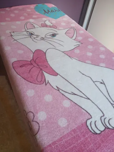 Cobertor solteiro estampa Marie da Disney