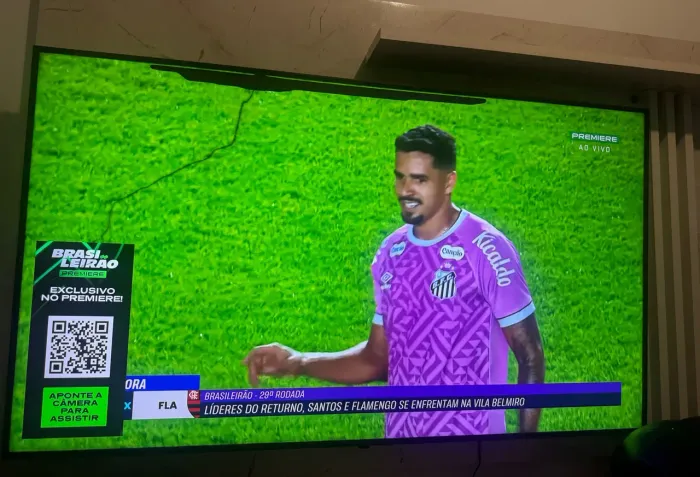 Tv LG 65 ( com avaria)