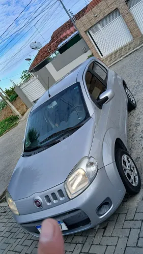 Fiat Uno Vivace Celeb. 1.0 EVO F. Flex 8V 3P 2015