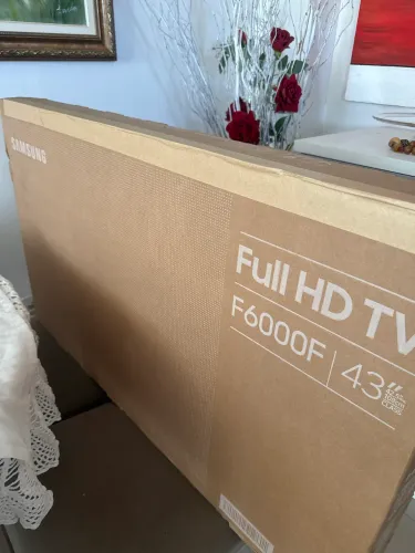 TV Samsung Smart TV 43? Full HD, modelo UN43F6000FQXZD, nova e lacrada na caixa.