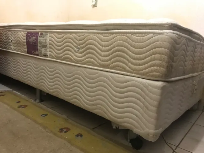 Cama Box Solteirão Usada