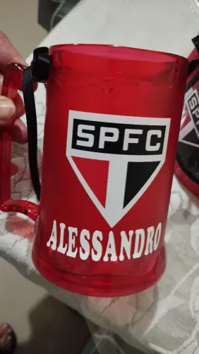 Caneca térmica e toalhinha personalizada com nome do time e da pessoa 