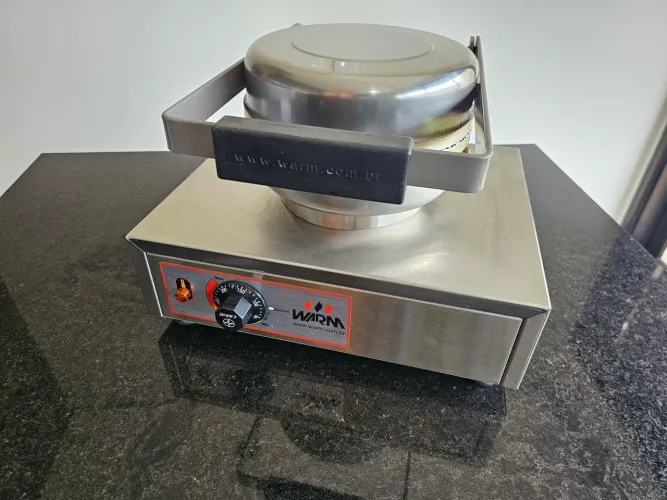 Máquina de casquinha Warm