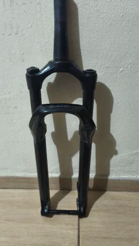 Suspensão rock shox boost