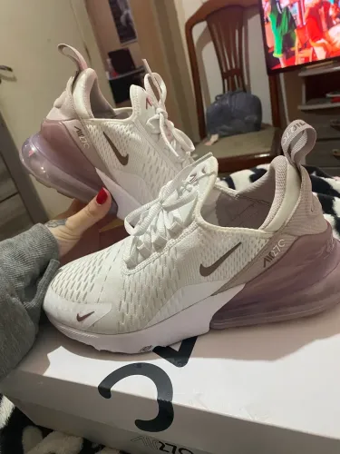 Tênis air max 270 tamanho 38 usado apenas 3 vezes