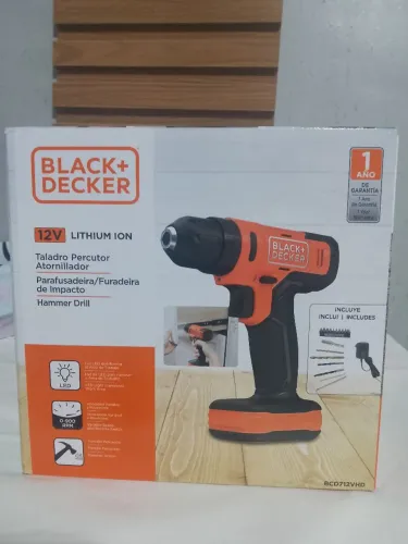 PARAFUSADEIRA C/ IMPACTO BLACK DECKER