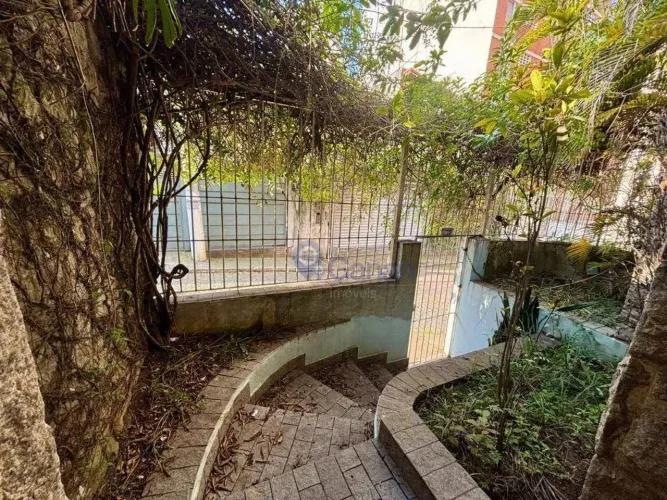 Casa com 8 dormitórios, 240 m² - venda por R$ 2.150.000,00 ou aluguel por R$ 19.336,91/mês