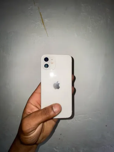 iPhone 12