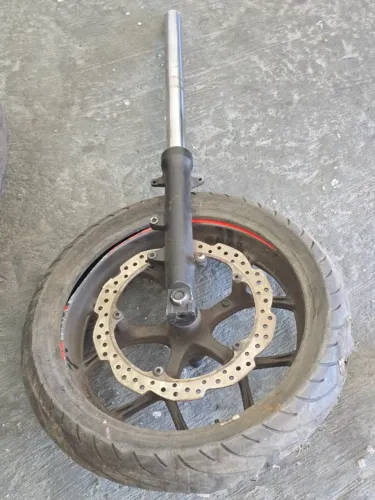 RODA DIANTEIRA nc700 2014