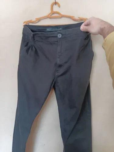 Calça sarja alfaiatada masculina. BLUE STEEL RIACHUELO. CORTE SOCIAL PERFEITO ESTADO PRETA