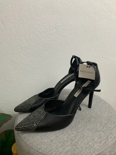 Scarpin de couro Jorge Bisschof