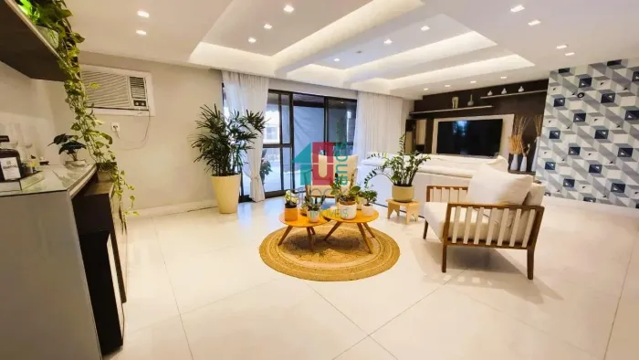 Recreio dos Bandeirantes | Cobertura 4 quartos, sendo 1 suite