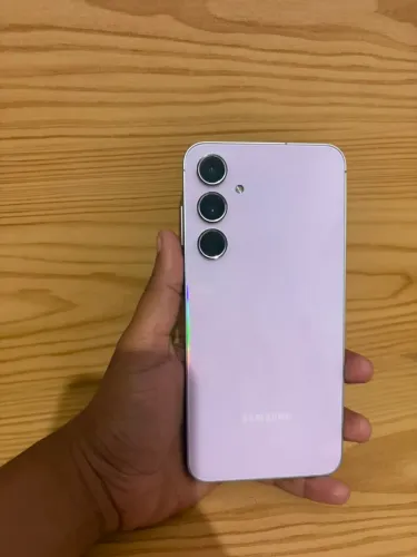 Samsung A55 