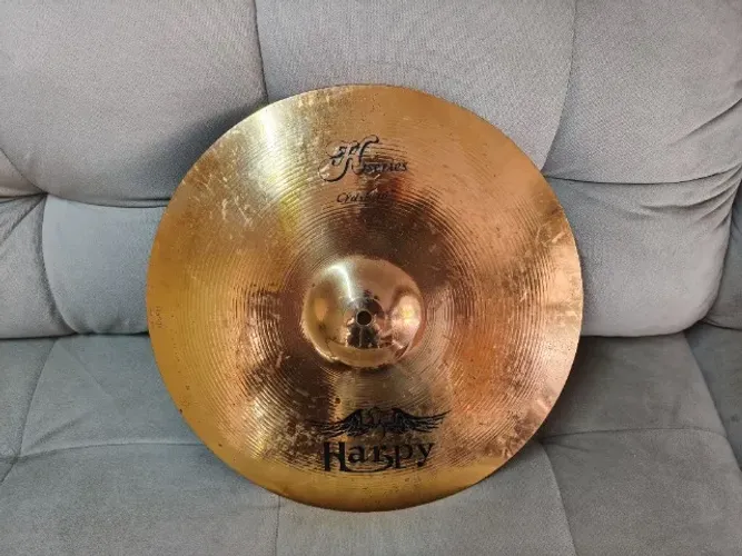 Crash 16' Liga B8 Harpy H Series