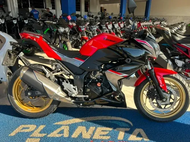 Kawasaki Z 300 ano 2018, moto linda, super conservada, não perca essa oportunidade!