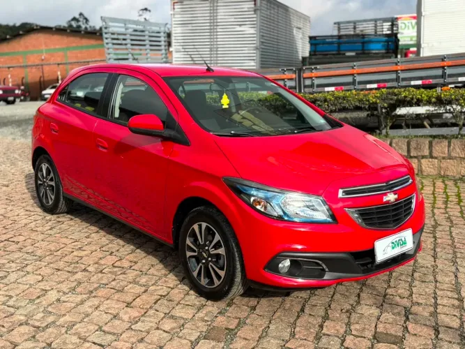 Chevrolet Onix Hatch LTZ 1.4 8V Flex Power Mec. 4P 2015