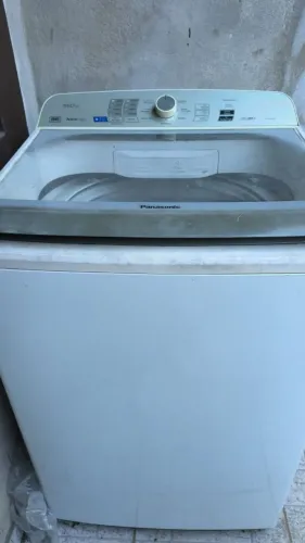 Máquina de lavar roupa Panasonic funcionando perfeitamente 16kg