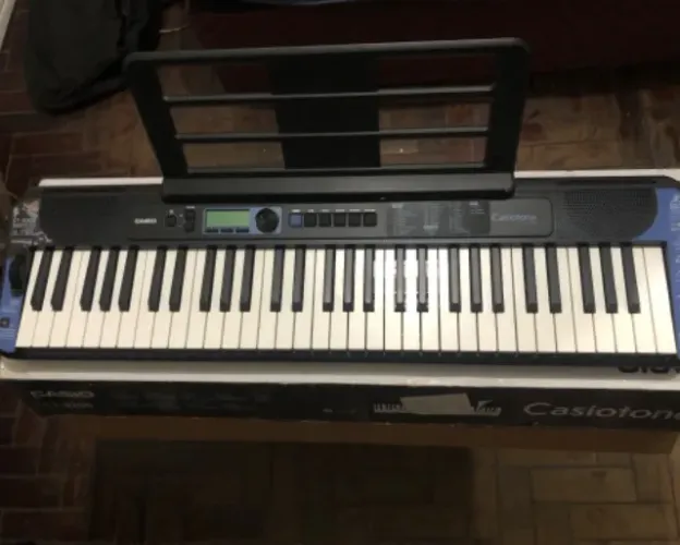 Teclado portátil Casiotone GT-S300