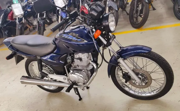 RARIDADE CG TITAN 125 COMPLETA 