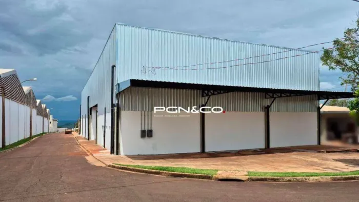 Galpão para alugar, 1946 m² por R$ 56.231,90/mês - Distrito Industrial - Cravinhos/SP