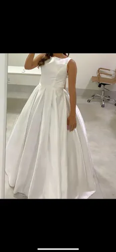 Vestido de casamento + saia anágua em aros